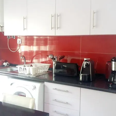 With One Bedroom In With Wonderful Sea View And Wifi 2 Km From The Beach Apartment Nazaré